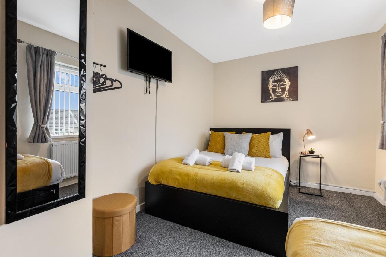 Off Road Parking, Garden, Tv'S In Bedrooms Morriston エクステリア 写真